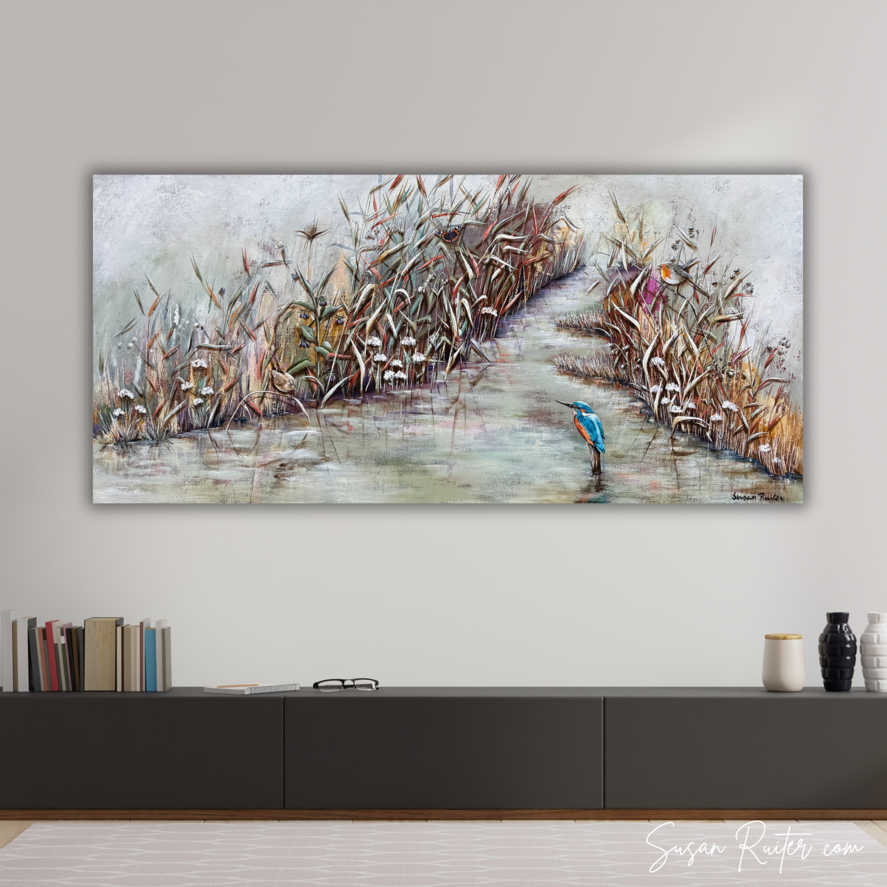 Art and Acoustics: Silence on the Wall